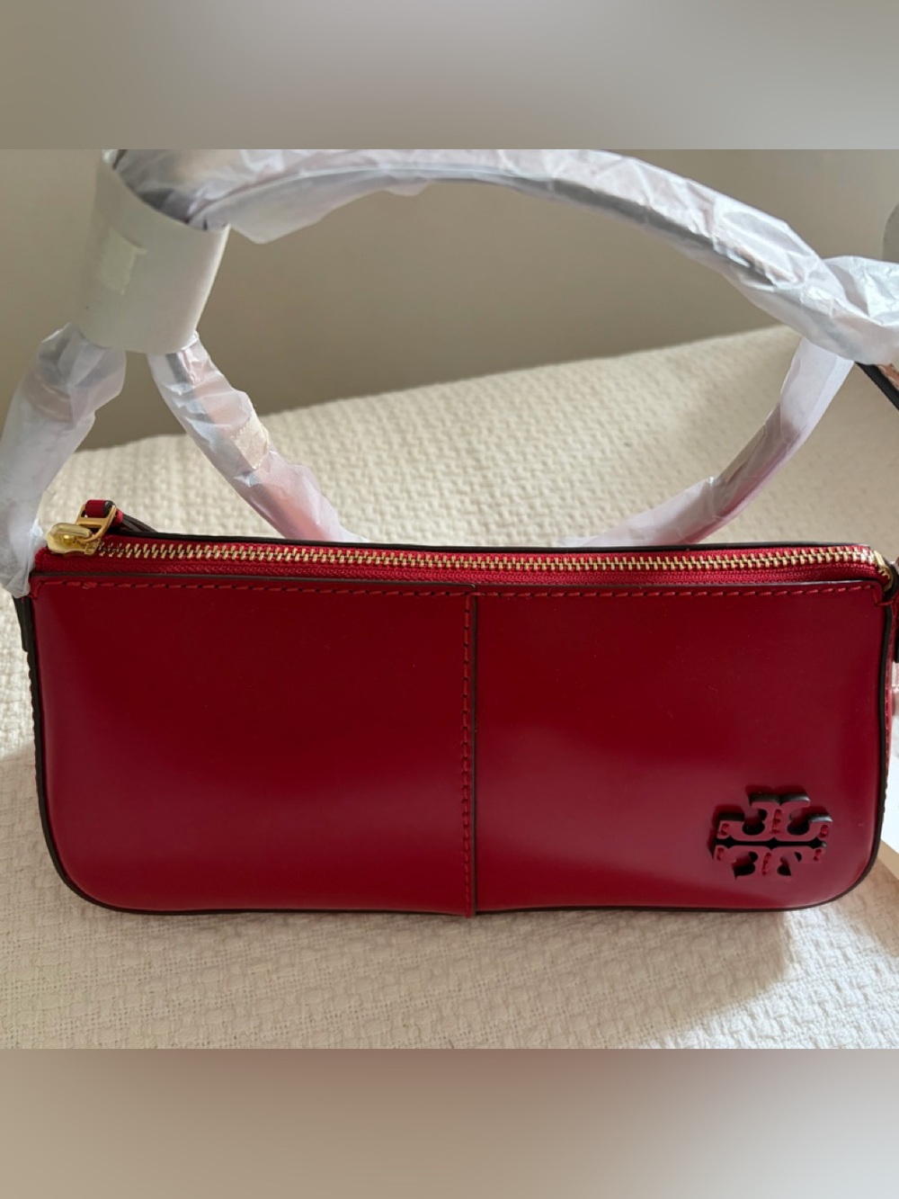 Tory Burch Red smooth leather  Bag with Gold Hardware
